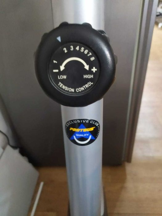 Тренажер велосипедный