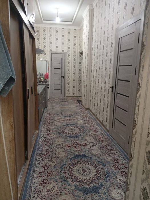 Продам 3-комнатный квартиру в телеграфе на 2- этаже