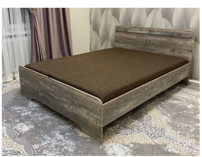 Продам кровать двухспальную