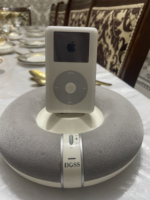 срочно продаю Ipod 20 gb