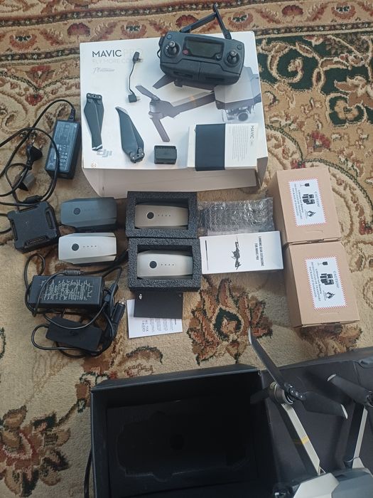 Квадро коптер -оригинал- MAVIC PRO Platinum.