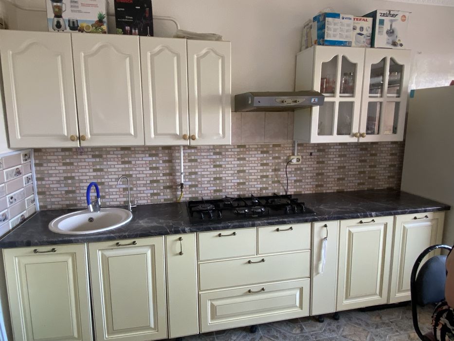 Продаеться кух. гарнитур