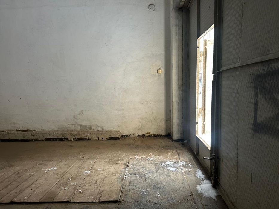 Сдам в аренду просторный гараж