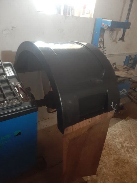 Продаётся  балансировочный  аппарат