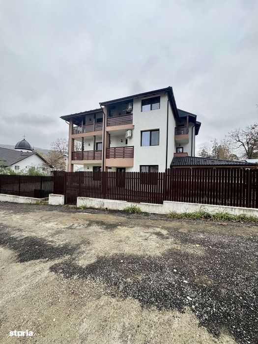 Vila/Pensiune de vanzare Sarata Monteoru