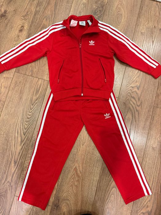 Детски екип Адидас
