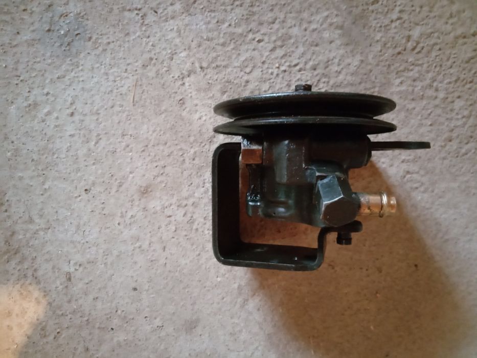 Хидравлична помпа