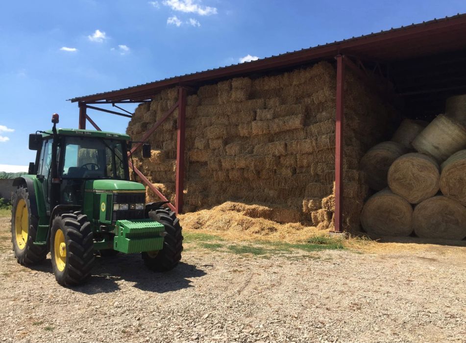 Продавам бали сено, бали сено и люцерна