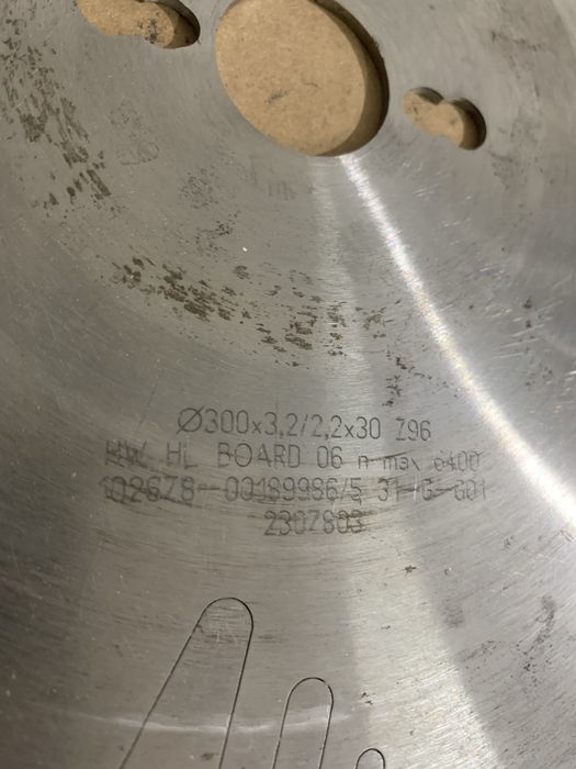 Дисковая пила,торцовочная пила