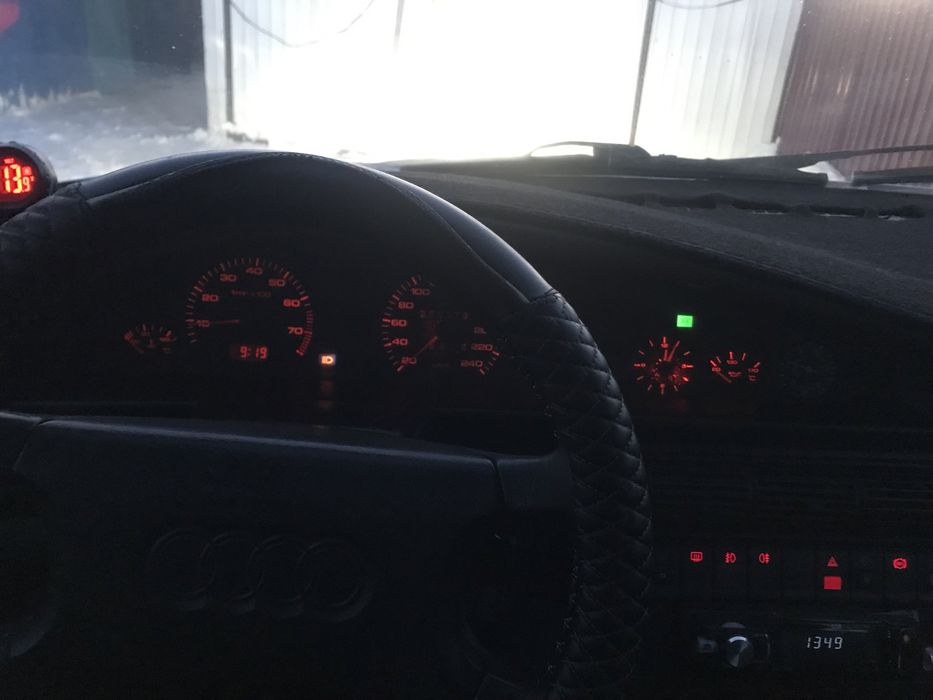 Продам Ауди 100 с4