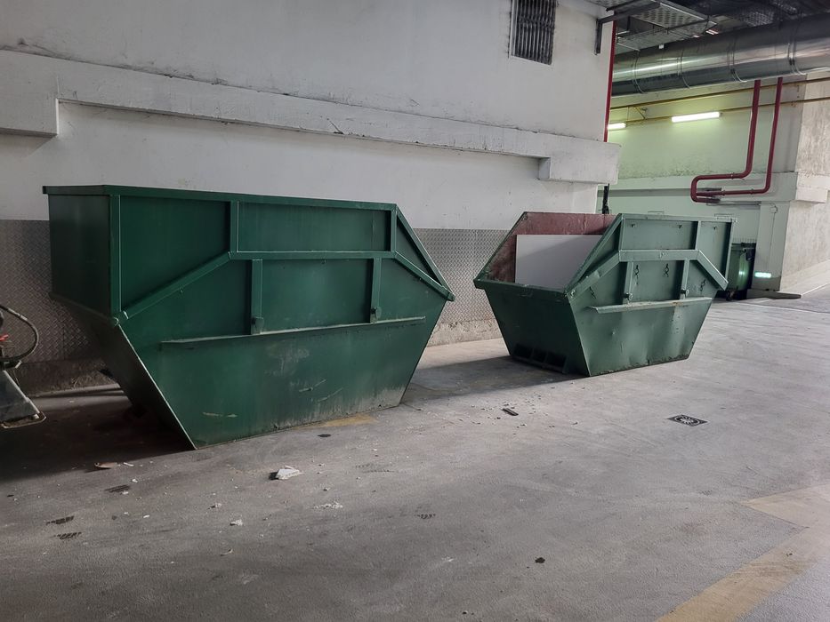 Transport moloz inchirieri container deseuri constructii