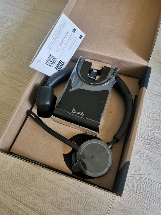 Căști wireless Poly Voyager 4310 UC – Bluetooth + USB
