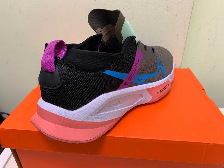 Нови мъжки маратонки с кутия Nike Air Zegama номер 43