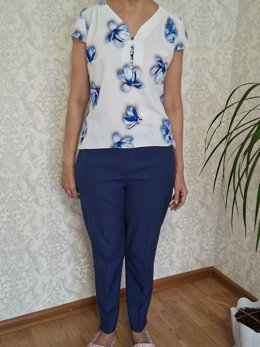 Продаю платья и брюки