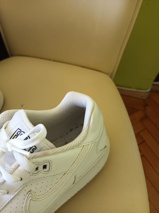 Adidași Nike force