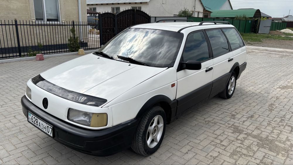 Пассат б3 1991 г 1.8 моно бензин