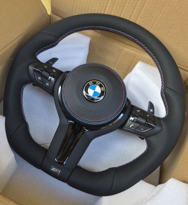 М волан за BMW Ф10 F10 Ф11 F11 Ф01 F01 Ф06 F06 спортен кожен с еърбег шит 3-цветен конец М пакет стил М5 БМВ Ф07 F07 GT Ф18 F18 перфектен тунинг