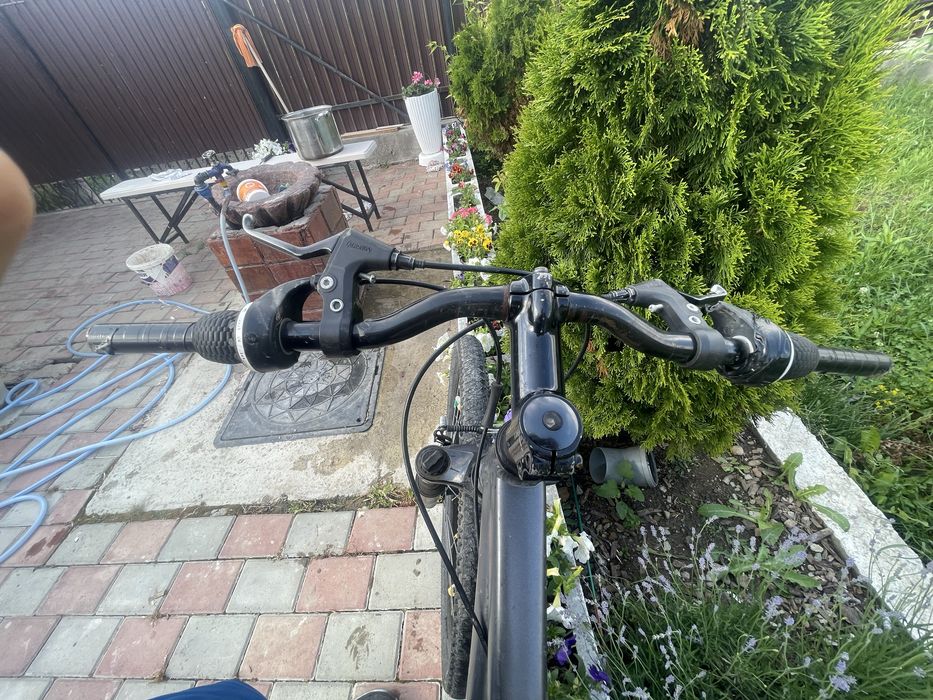 Bibicleta rockrider