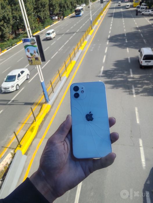 Iphone 12  xolat goʻzal