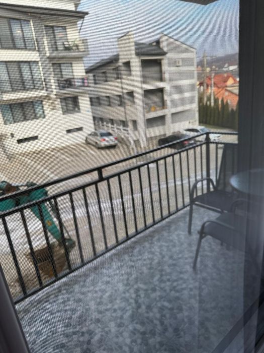 Apartament 3  camere  bloc nou