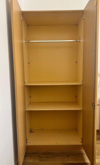 vand dulap lemn cu oglinzi