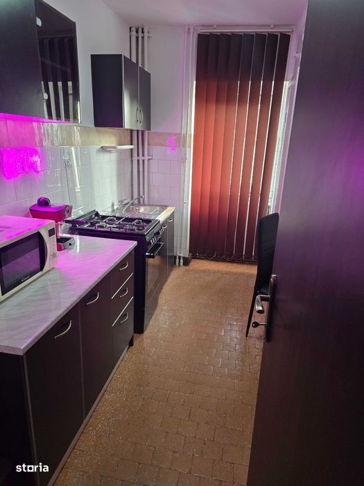 Apartament de inchiriat , 3 camere, zona Ultracentrala-Iasi