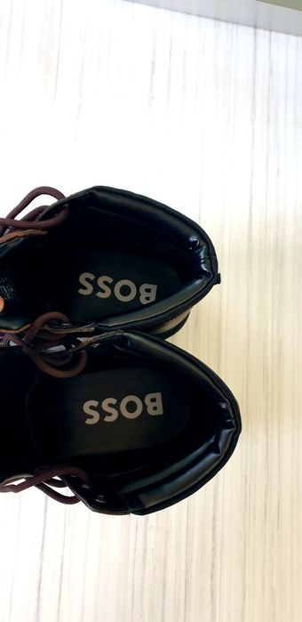 Hugo Boss Leather  / 45/29 - 29.5 см. НОВО! ОРИГИНАЛ! Мъжки Обувки!