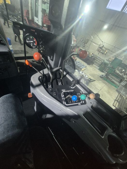 Продам трактор бюллер 2375