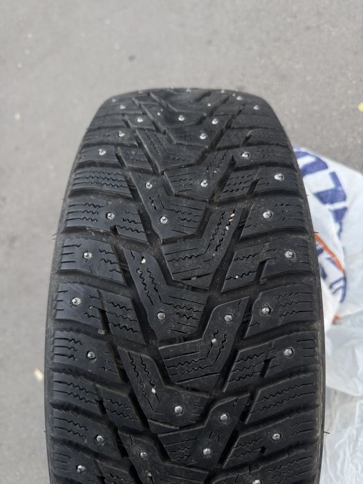 Продам зимние ризины на Р15