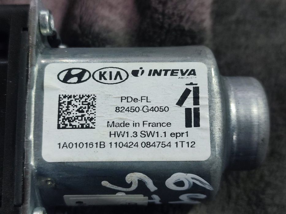 Motoras geam stanga fata 82450-G4050 Hyundai i30 PD 3 [2th facelift]