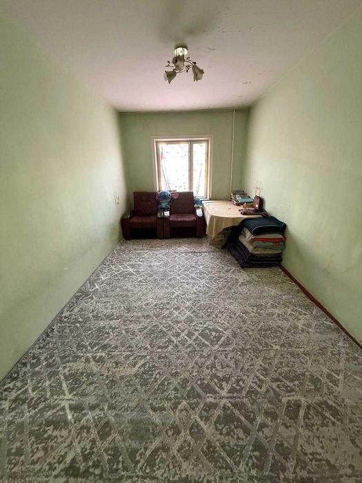 Uy sotiladi  srochna