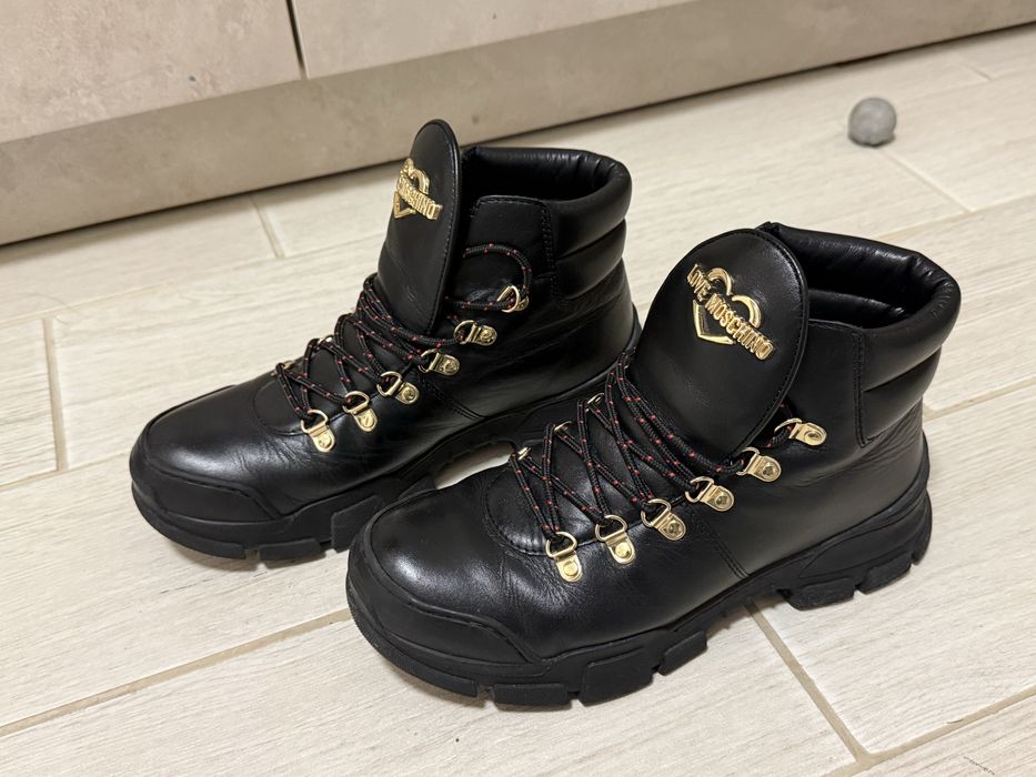 Дамски боти love moschino