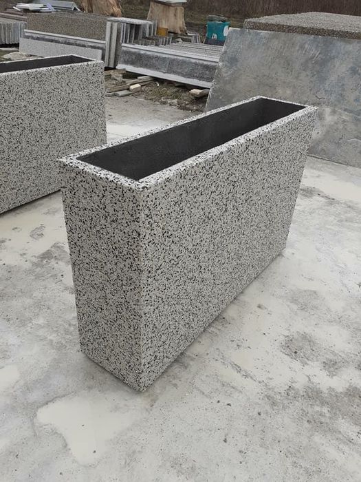 vaza ghiveci jardiniera beton mozaic