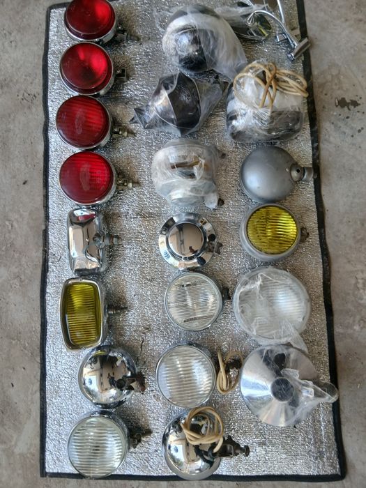 Бокоыые зеркала и ретро галогены