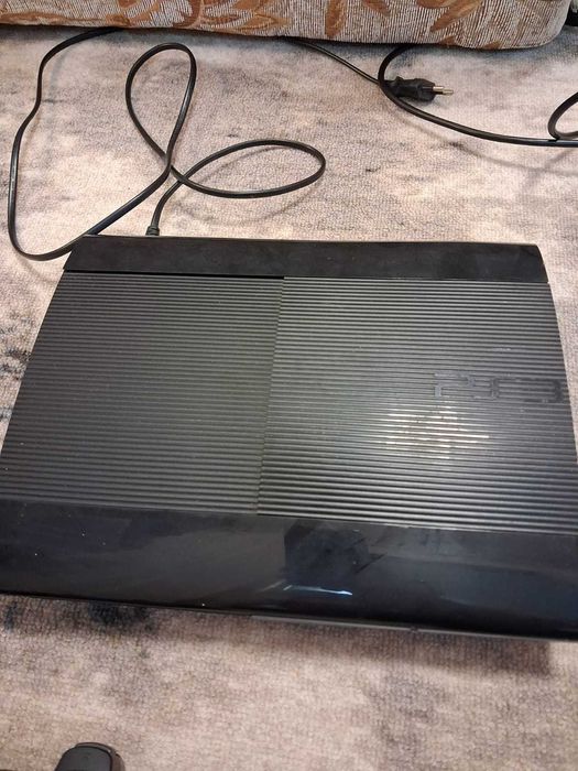 PS3 прошитая в отличном состоянии