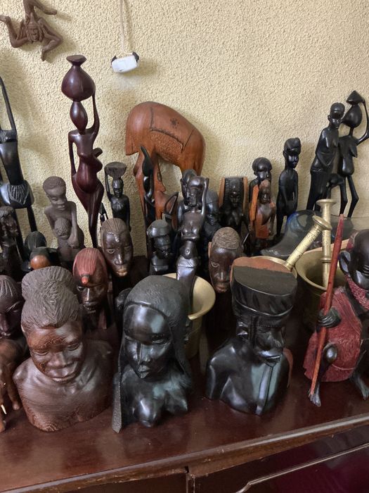 Statuete si masti africane