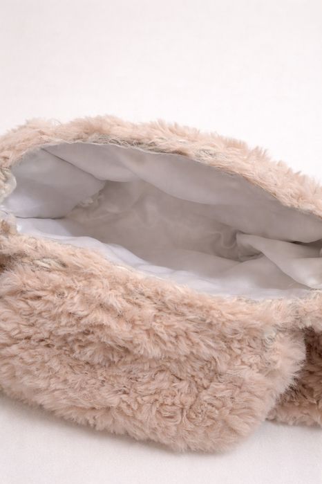 Вязаная сумочка ручной работы