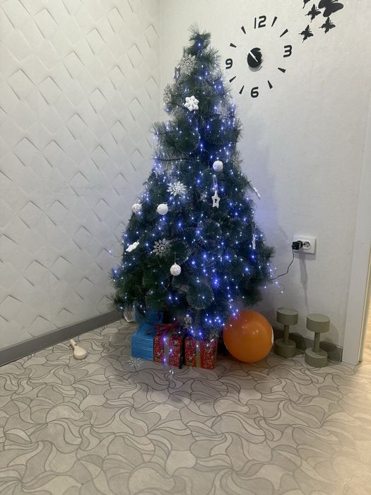 Продам елку 1.60