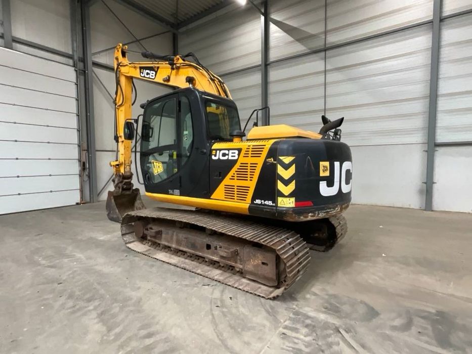 Inchiriere incarcator telescopic/excavator JCB