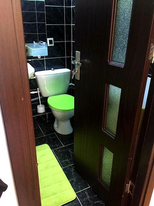 Inchiriez garsoniera in Petrosani zona centrala