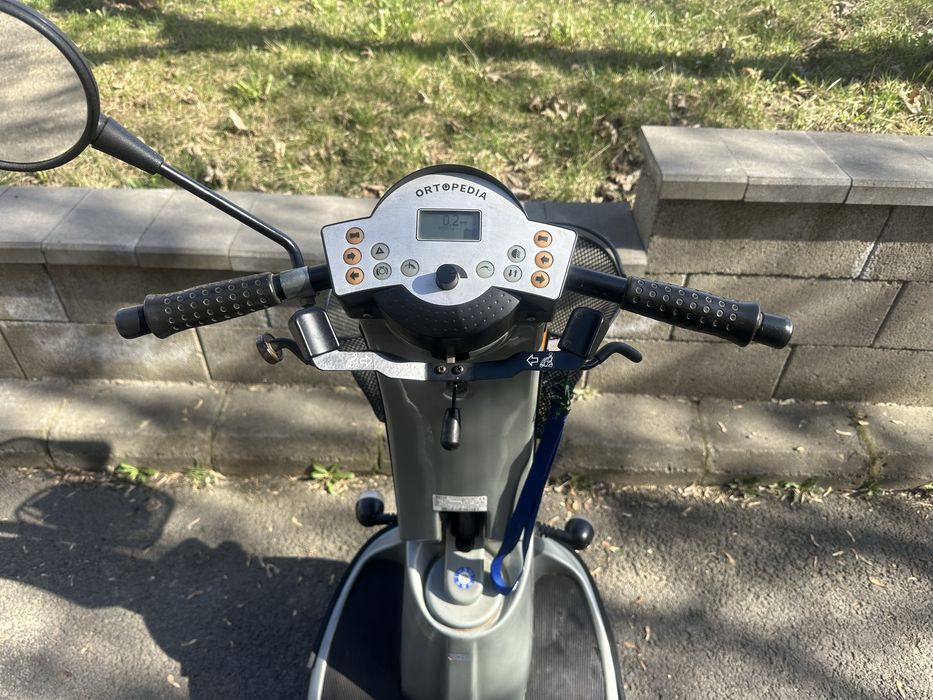 Scuter electric Meyra  pentru persoanele cu dizabilitati/varstnici