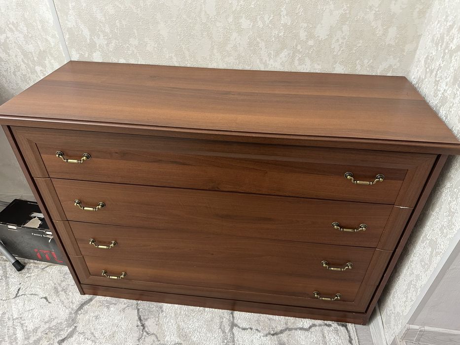 Мебель в хорошем состочнии ,возможен бартер