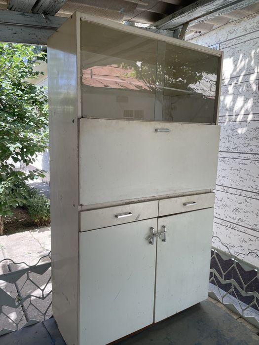 Продается кухонный шкаф