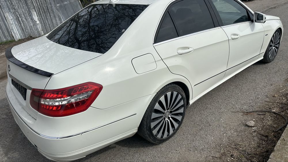 Mercedes E350 265hp НА ЧАСТИ