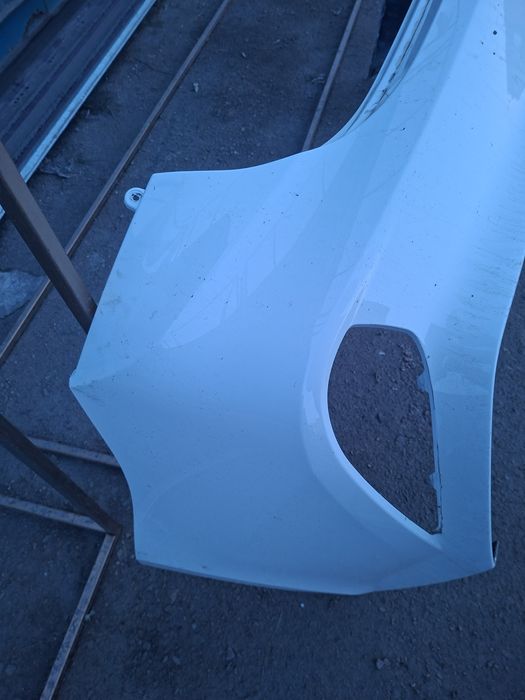 Заднии бампер на KIA CERATO