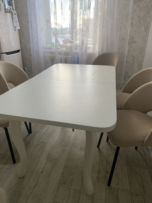 Стол раздвижной белый