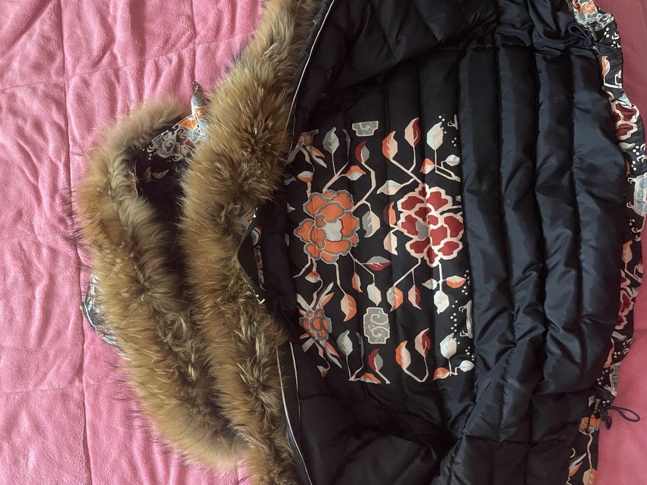 Зимний пуховик женский