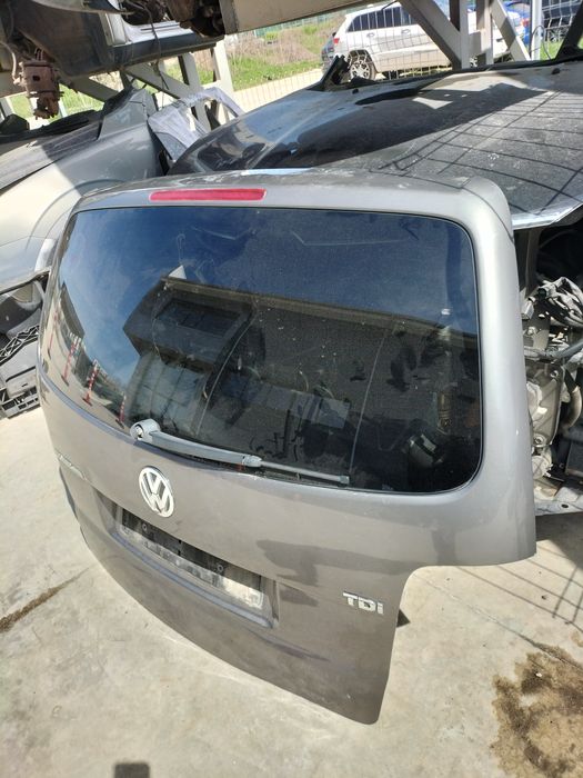 Врата багажник VW Touran / Фолксваген Туран 2006г.