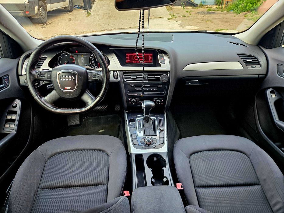 Vand Audi A4, b8