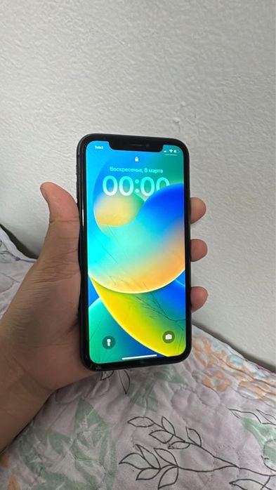 Айфон 11 черныйй